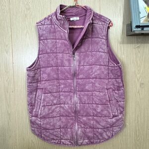 Westbound Women's Quilted Vest - mauve